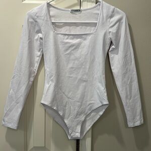 Women’s Mangopop long sleeve, square neck white bodysuit